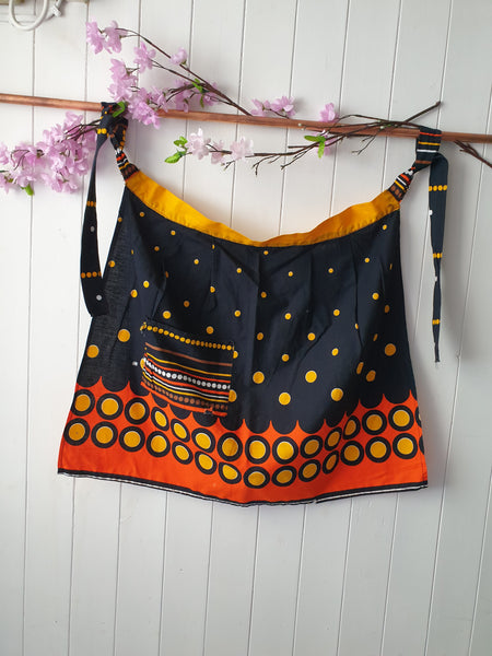 Vintage apron  half apron pinny 1950s 1960s bright space age design